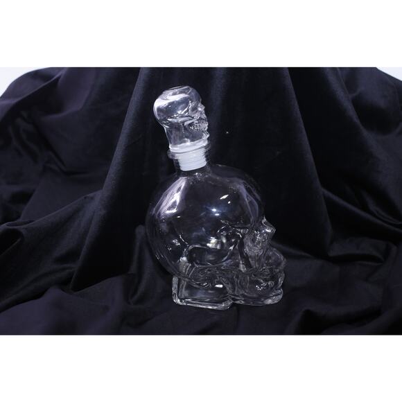 Skull, Crystal Head, Bottle, Vodka, Skull Cap, Drinkware, Design ~ 250826-WH 527 - Picture 1 of 5